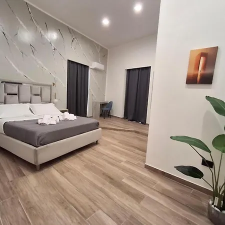 Affittacamere Palace Ecce Hom0