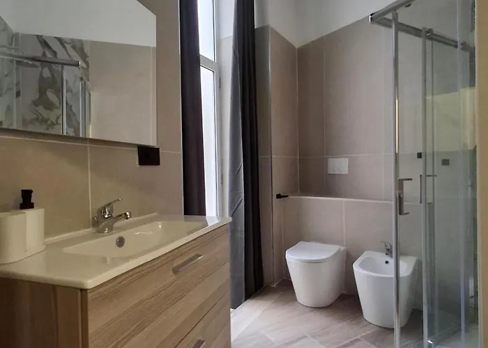 Affittacamere Palace Ecce Hom0