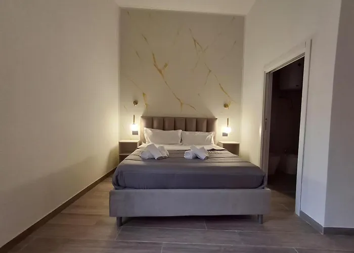 Affittacamere Palace Ecce Hom0 Napoli