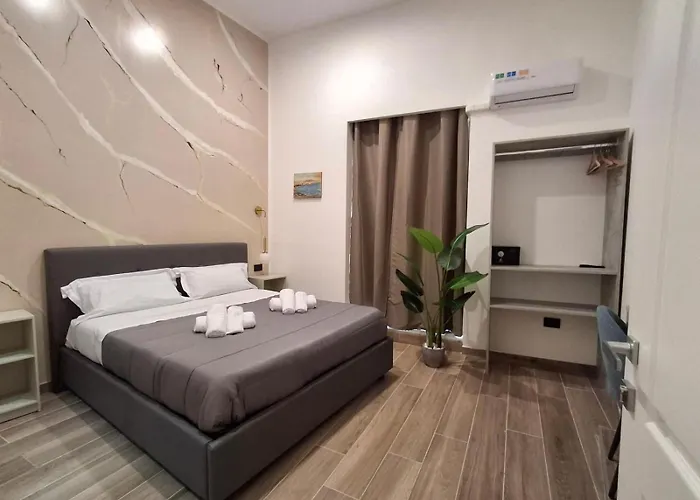 Palace Ecce Hom0 Affittacamere