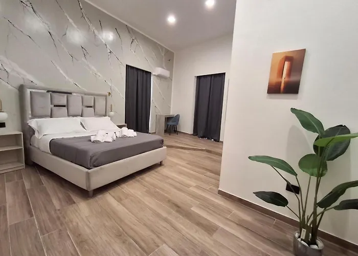 Affittacamere Palace Ecce Hom0